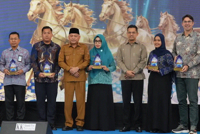 Pertumbuhan Ekonomi Tinggi di Malut, Rakyat Belum Menikmati.